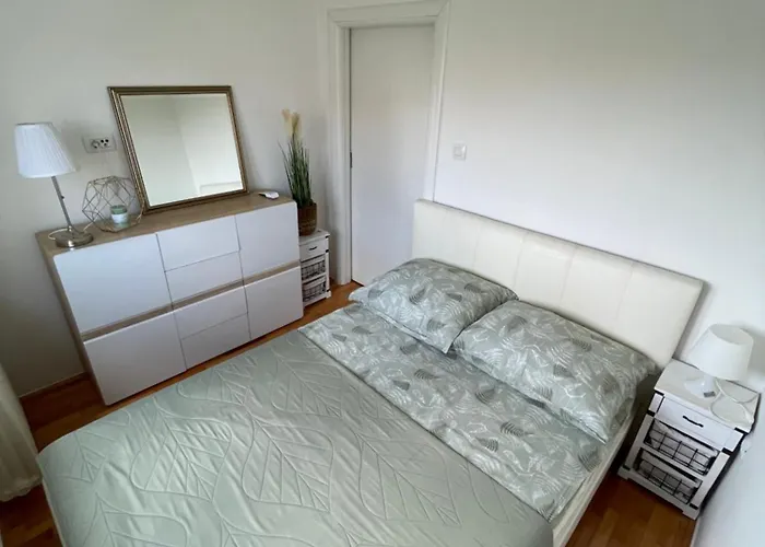 La Storia - House Zara