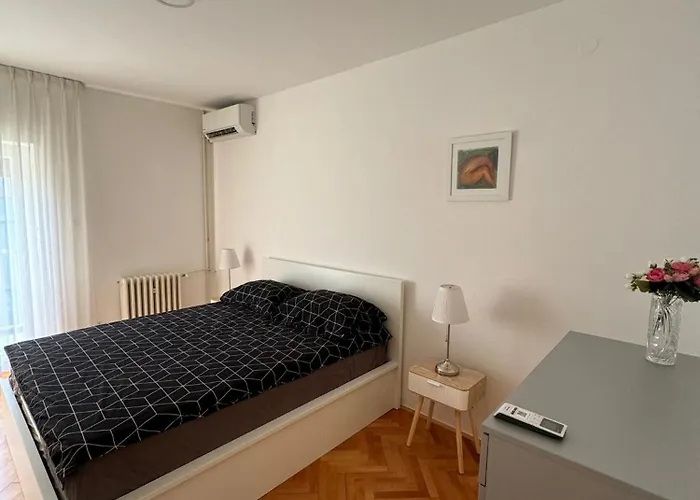 La Storia - House Zara